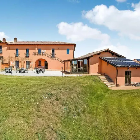 Alluring In Castiglione Del With Pool Casa vacanze Castiglione del Lago