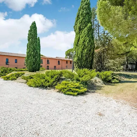 Casa vacanze Alluring In Castiglione Del With Pool *